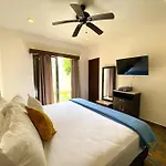 Casa Escondida