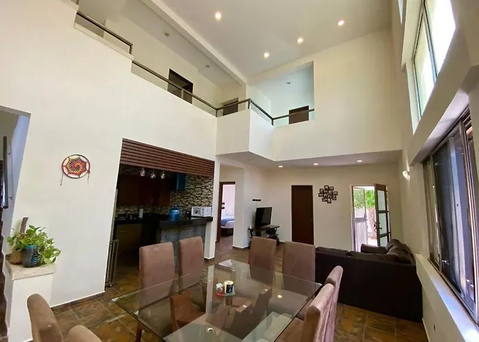 Casa Escondida